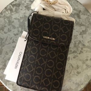 Calvin Klein Hailey Crossbody
